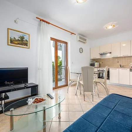 Apartment Drenje *