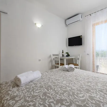 Apartment Drenje *